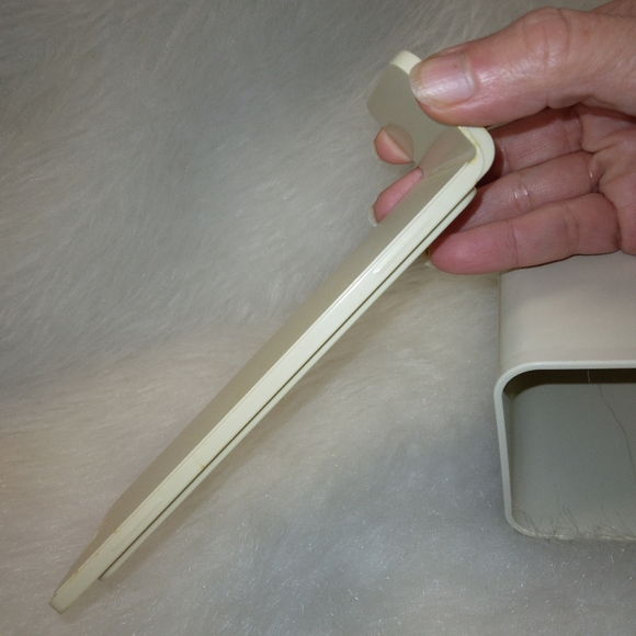 TUPPERWARE 1827-6 Vintage 3 piece cheese keeper, almond beige, 7 inches … - Picture 2 of 7